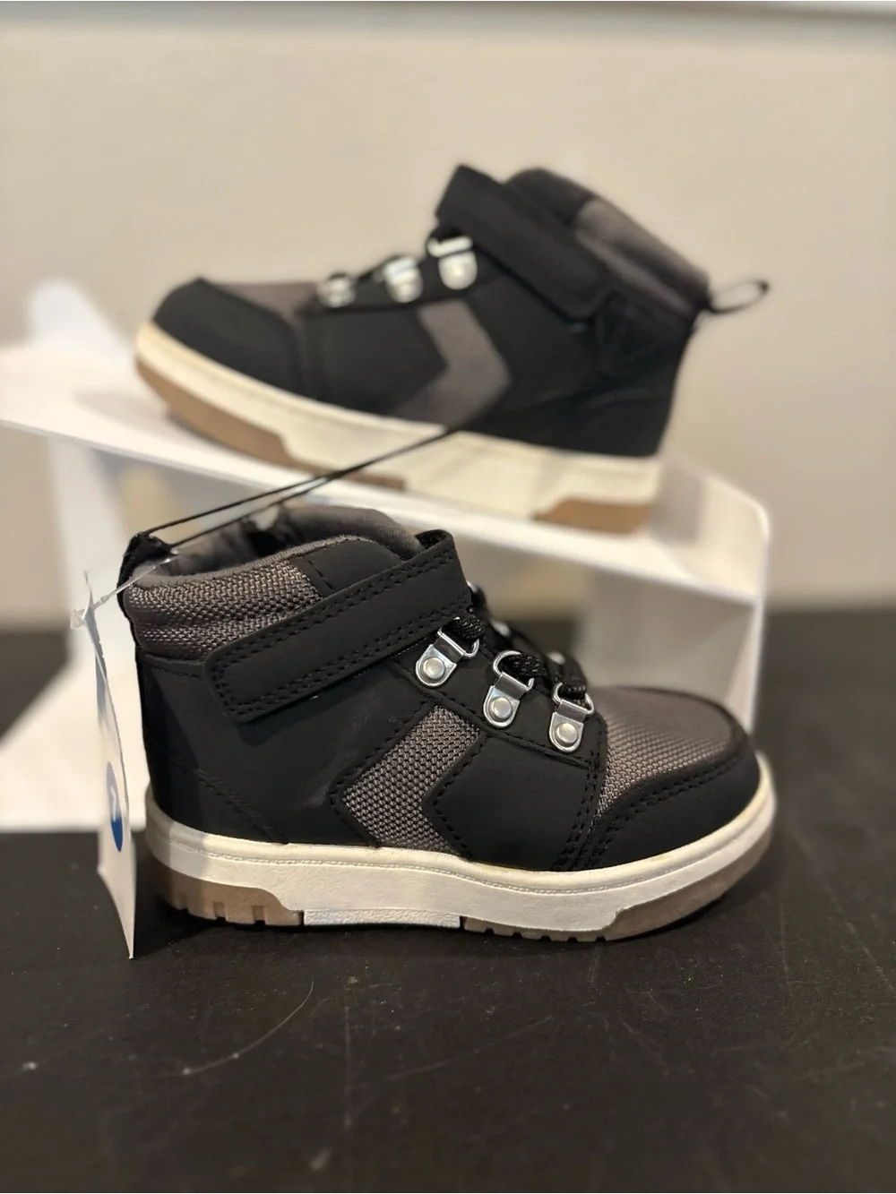 NEW Toddler Shay Sneaker Boots - Cat & Jack Size 7